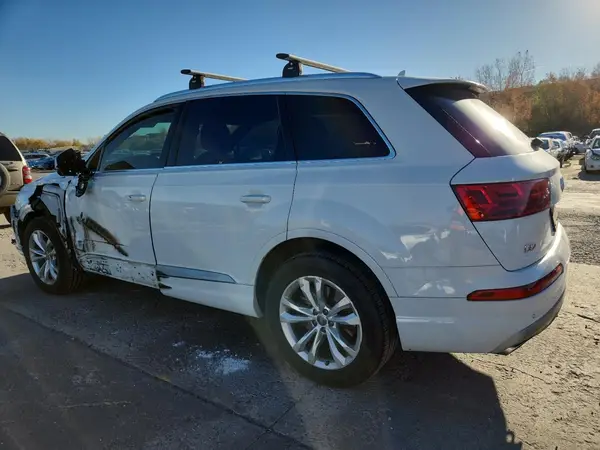 WA1AAAF77KD011319 2019 AUDI Q7 - Image 2