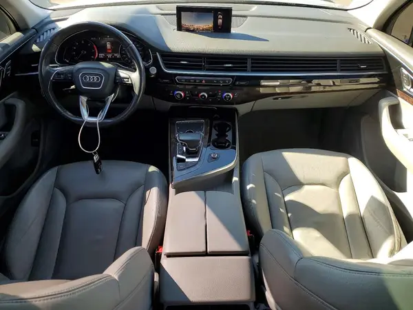 WA1AAAF78HD009670 2017 AUDI Q7 - Image 8