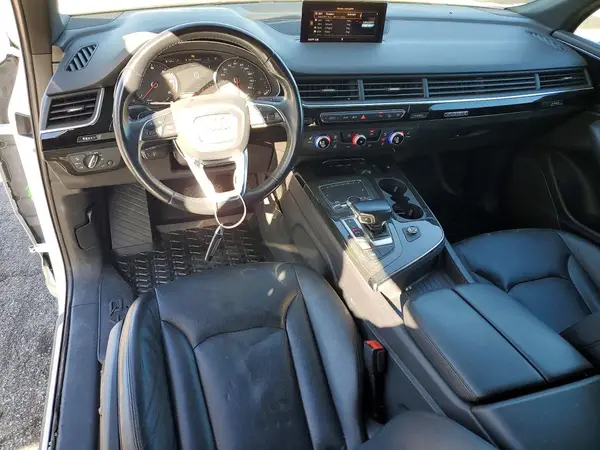 WA1AAAF78KD001981 2019 AUDI Q7 - Image 8