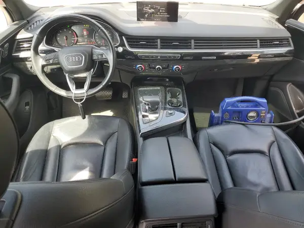 WA1AAAF78KD012771 2019 AUDI Q7 - Image 8