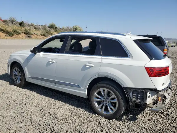 WA1AAAF79HD008592 2017 AUDI Q7 - Image 2