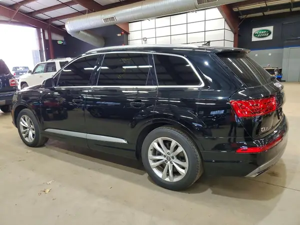 WA1AAAF79HD021360 2017 AUDI Q7 - Image 2