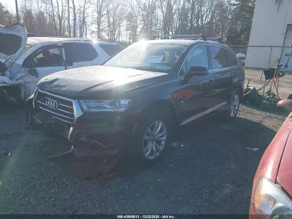 WA1AAAF79KD001195 2019 AUDI Q7 - Image 2