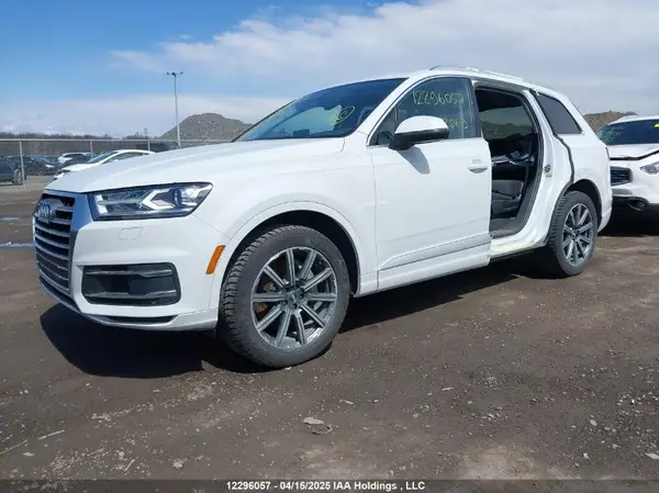 WA1AAAF79KD002069 2019 AUDI Q7 - Image 2
