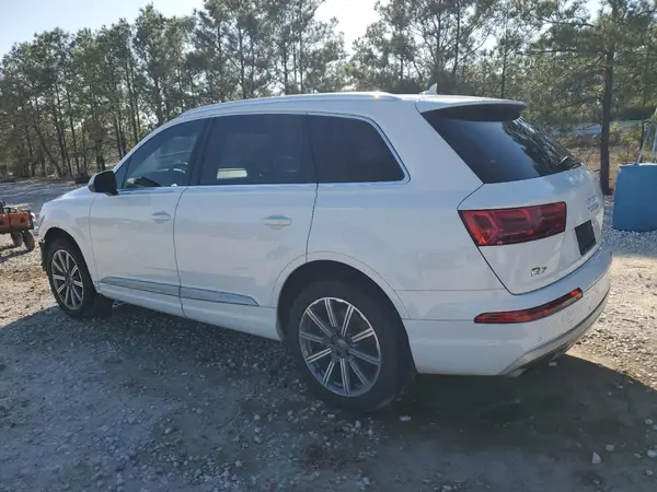 WA1AAAF79KD003545 2019 AUDI Q7 - Image 2