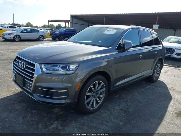 WA1AAAF79KD003612 2019 AUDI Q7 - Image 2