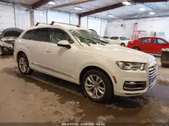 WA1AAAF79KD009183 2019 AUDI Q7