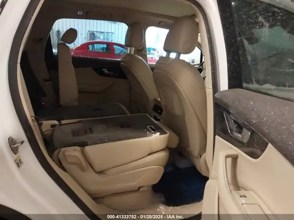 WA1AAAF79KD009183 2019 AUDI Q7 - Image 8