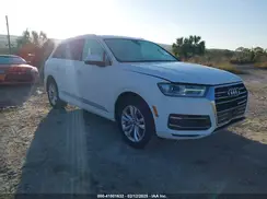 WA1AAAF79KD013721 2019 AUDI Q7