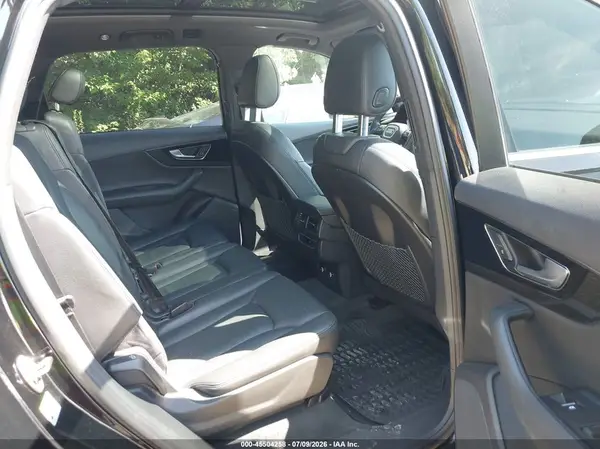 WA1AAAF79KD040126 2019 AUDI Q7 - Image 8