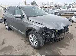 WA1AAAF7XHD000307 2017 AUDI Q7