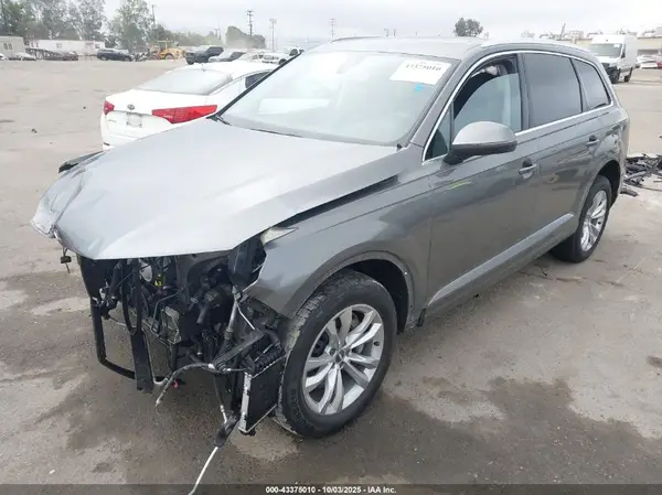 WA1AAAF7XHD000307 2017 AUDI Q7 - Image 2