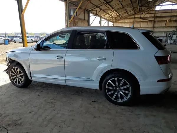 WA1AAAF7XHD049264 2017 AUDI Q7 - Image 2
