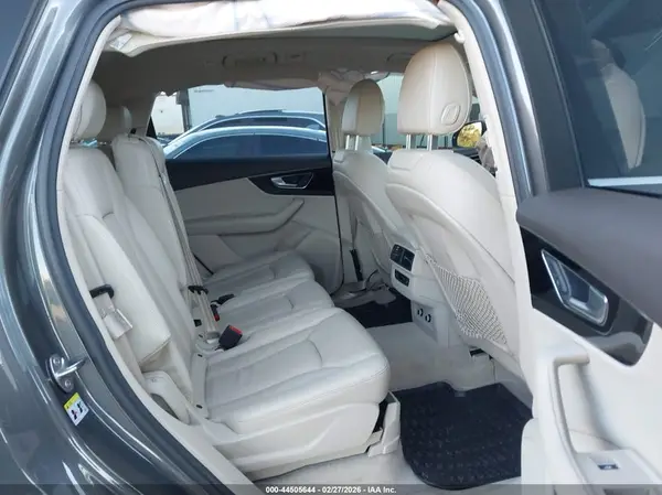 WA1AAAF7XKD004350 2019 AUDI Q7 - Image 8