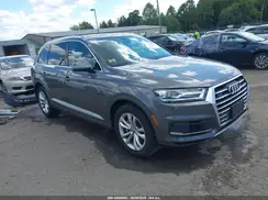 WA1AAAF7XKD028339 2019 AUDI Q7