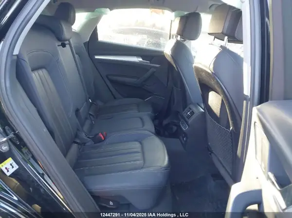 WA1AAAFY0M2002906 2021 AUDI Q5 - Image 8