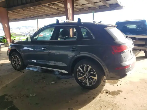 WA1AAAFY0M2029670 2021 AUDI Q5 - Image 2
