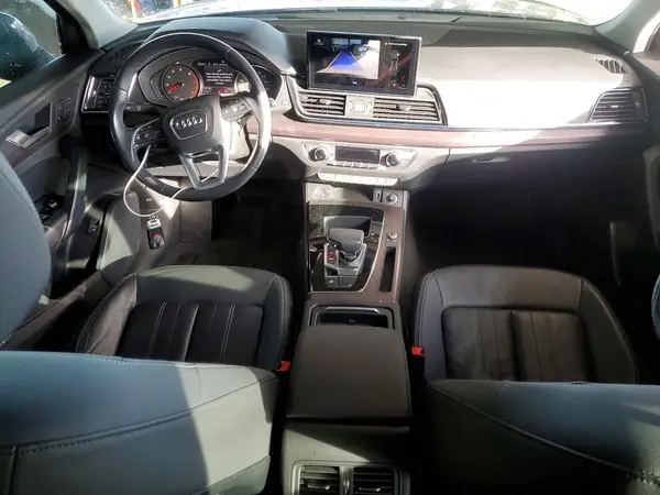 WA1AAAFY0M2029670 2021 AUDI Q5 - Image 8