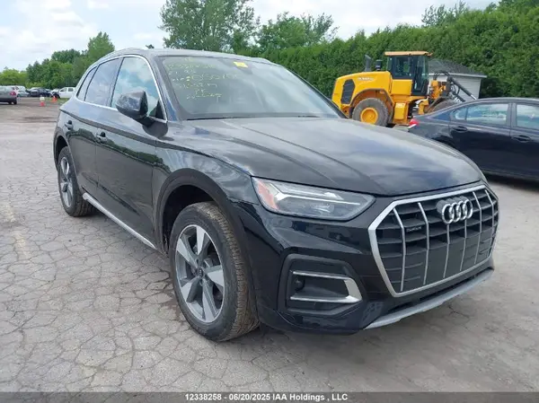WA1AAAFY0M2050700 2021 AUDI Q5 - Image 1