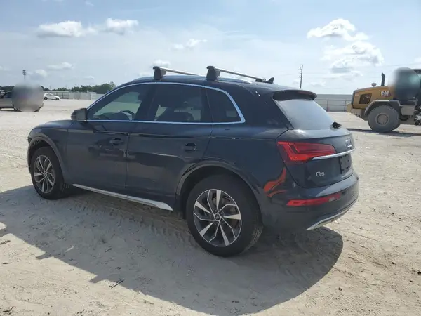 WA1AAAFY0M2073779 2021 AUDI Q5 - Image 2