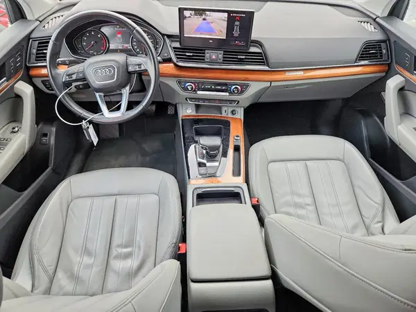 WA1AAAFY0M2093093 2021 AUDI Q5 - Image 8