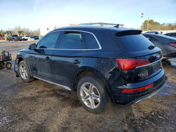 WA1AAAFY0M2093918 2021 AUDI Q5 - Image 2