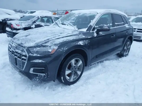 WA1AAAFY0R2069920 2024 AUDI Q5 - Image 2