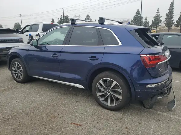 WA1AAAFY1M2003515 2021 AUDI Q5 - Image 2