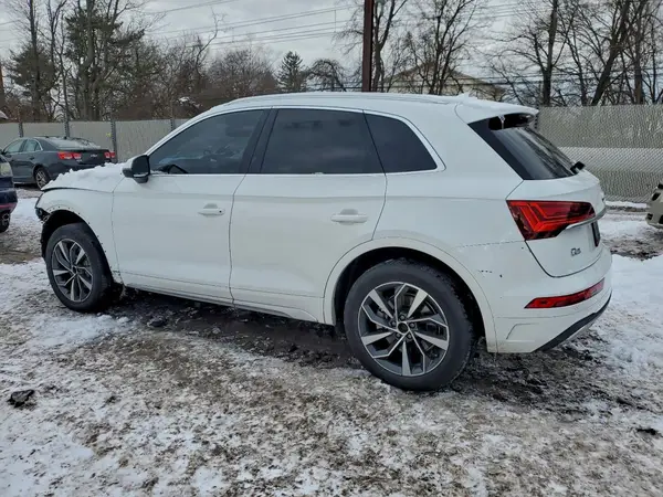 WA1AAAFY1M2023005 2021 AUDI Q5 - Image 2