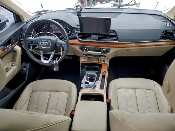 WA1AAAFY1M2023005 2021 AUDI Q5 - Image 8