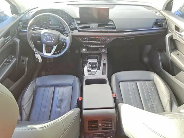 WA1AAAFY1M2031119 2021 AUDI Q5 - Image 8
