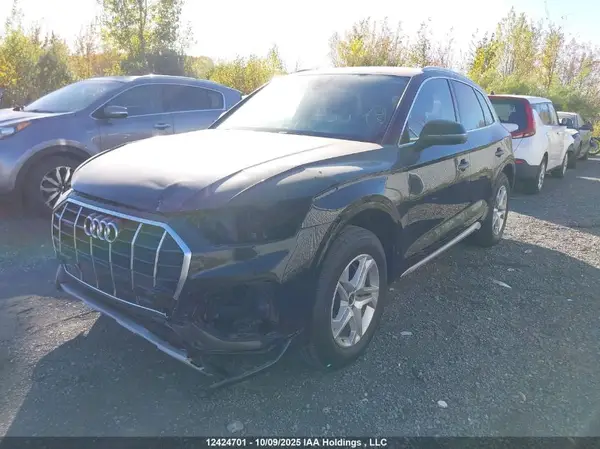 WA1AAAFY1M2033646 2021 AUDI Q5 - Image 2