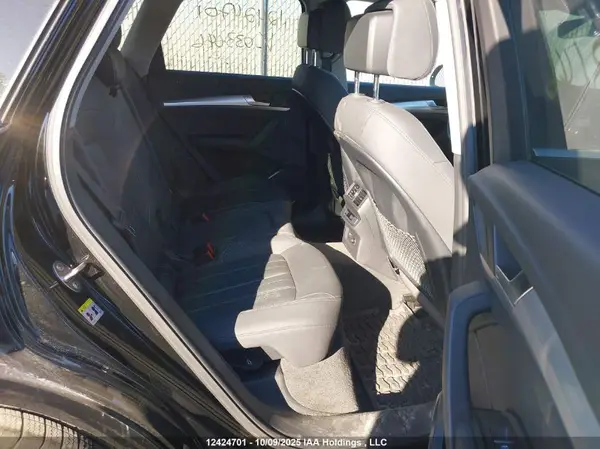WA1AAAFY1M2033646 2021 AUDI Q5 - Image 8
