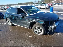 WA1AAAFY1M2055212 2021 AUDI Q5