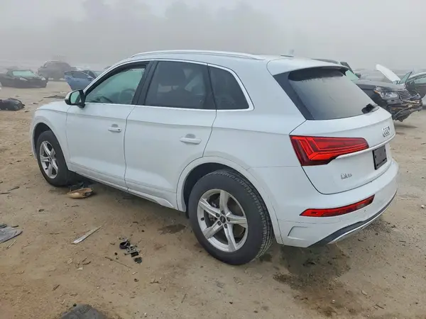 WA1AAAFY1M2063018 2021 AUDI Q5 - Image 2