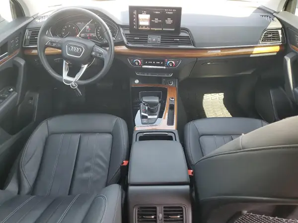 WA1AAAFY1M2063214 2021 AUDI Q5 - Image 8