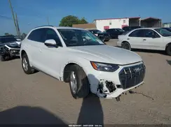 WA1AAAFY1M2112475 2021 AUDI Q5