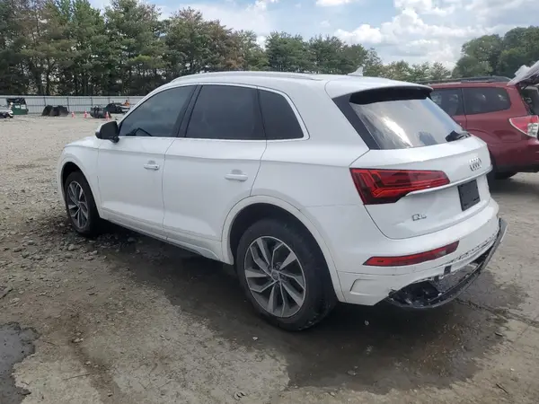 WA1AAAFY2M2002020 2021 AUDI Q5 - Image 2