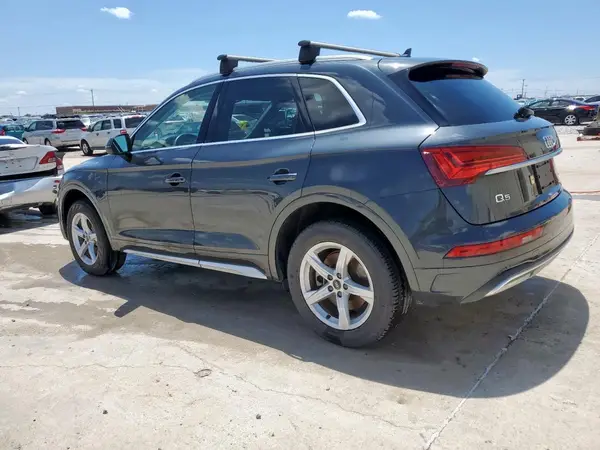 WA1AAAFY2M2004785 2021 AUDI Q5 - Image 2