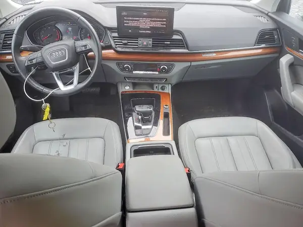 WA1AAAFY2M2052786 2021 AUDI Q5 - Image 8