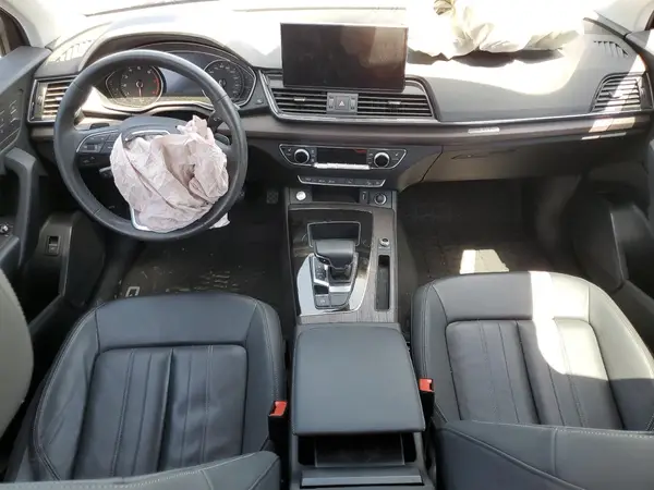 WA1AAAFY2M2056417 2021 AUDI Q5 - Image 8