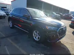 WA1AAAFY2M2058152 2021 AUDI Q5