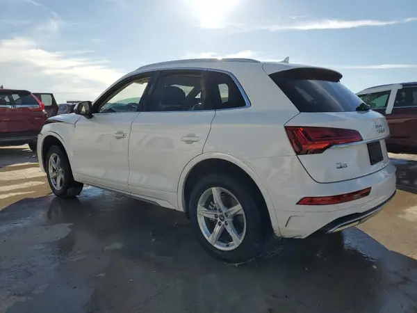 WA1AAAFY2M2087554 2021 AUDI Q5 - Image 2