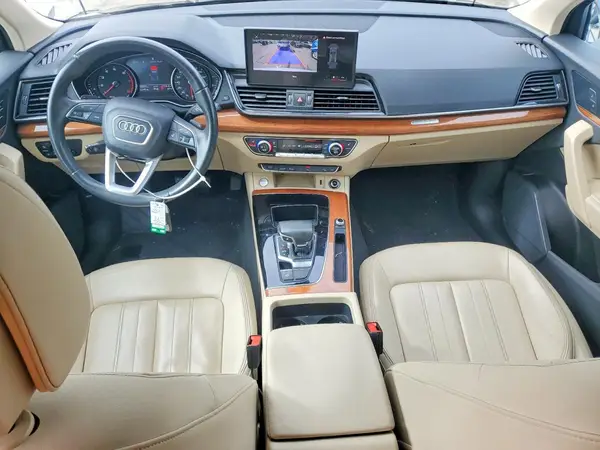 WA1AAAFY2M2112937 2021 AUDI Q5 - Image 8