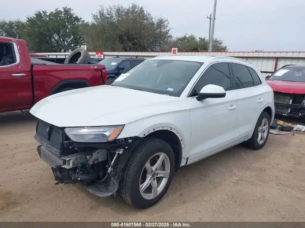 WA1AAAFY2M2132508 2021 AUDI Q5 - Image 2