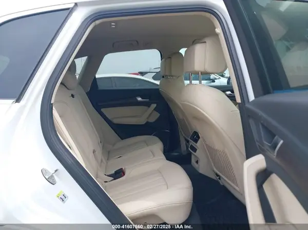 WA1AAAFY2M2132508 2021 AUDI Q5 - Image 8