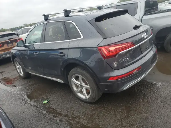 WA1AAAFY3M2002205 2021 AUDI Q5 - Image 2