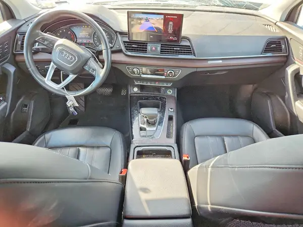 WA1AAAFY3M2003337 2021 AUDI Q5 - Image 8