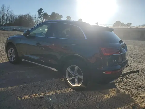 WA1AAAFY3M2015732 2021 AUDI Q5 - Image 2