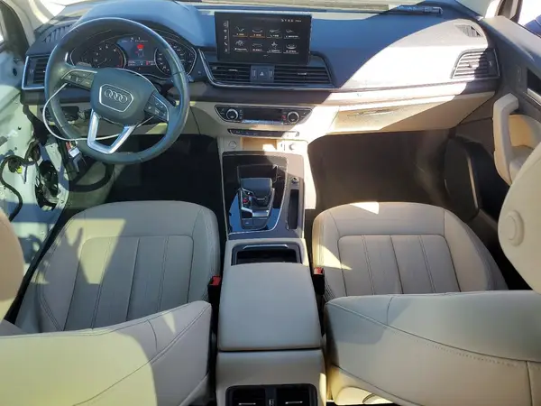 WA1AAAFY3M2026908 2021 AUDI Q5 - Image 8